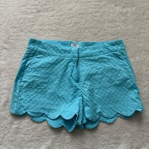 EUC Crown & Ivy scalloped blue Shelby shorts size 12